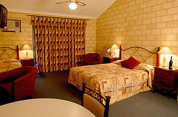 Karri Forest Motel & Restaurant - Australia Shopping 3