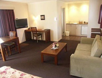 Armidale Pines Motel - Local Tourism 3
