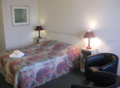 Clyde River Motor Inn - Australia Shopping 2
