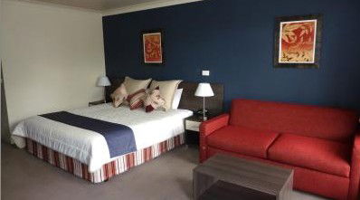 Bathurst Motor Inn - Australia Shopping 3