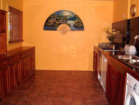 Golden Hearth Cottages - Accommodation Australia 2
