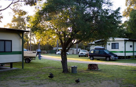 Molloy Caravan Park - Accommodation Australia 4