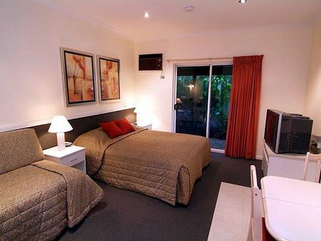 Dunsborough Motel - Accommodation Australia 1
