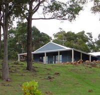 Vista Ridge Estate - Top Paddock Cottage - Local Tourism