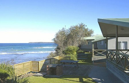 Berrara Beach Holiday Chalets - Accommodation Australia 0