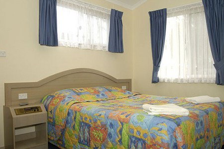 Berrara Beach Holiday Chalets - Accommodation Australia 3