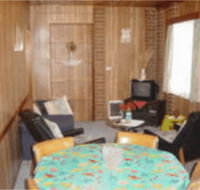 Dunsmore Holiday Unit - Australia Shopping