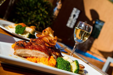 The View On Hannans - Local Tourism 3