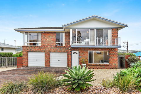 2 England Ave - Port Elliot - Accommodation Australia 2