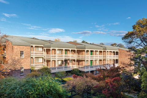 Adina Serviced Apartments Canberra Kingston - Local Tourism 0