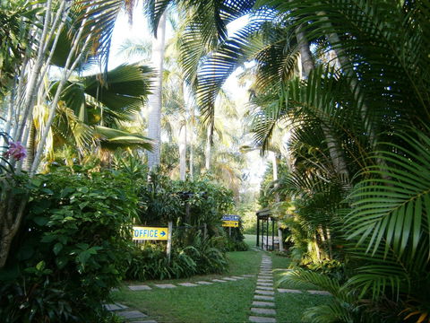 Balgal Beach Holiday Units - Accommodation Australia 0