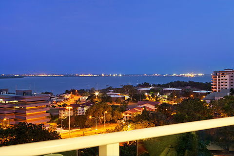 Beachlife Sands 3 Bedroom Harbour View Apartment - Accommodation Australia 2