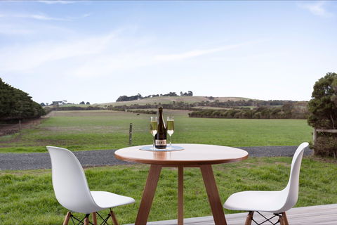 Bimbadeen Phillip Island Farm Retreats - Australia Shopping 0