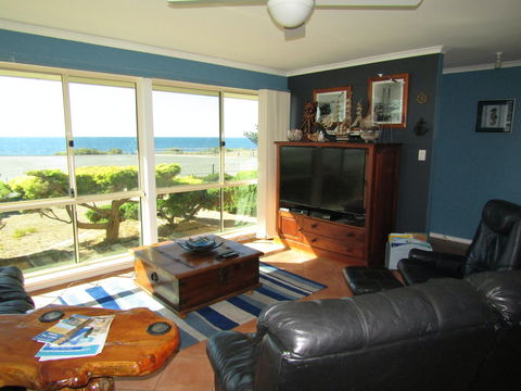 Blue Sea Dragon - Accommodation Australia 2