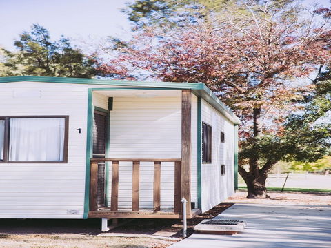 Boorowa Caravan Park - Local Tourism 1