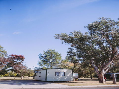 Boorowa Caravan Park - Local Tourism 2