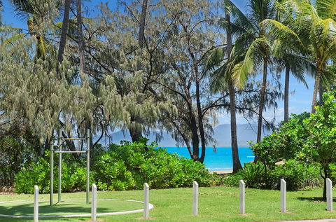 By The Sea Port Douglas - Local Tourism 0
