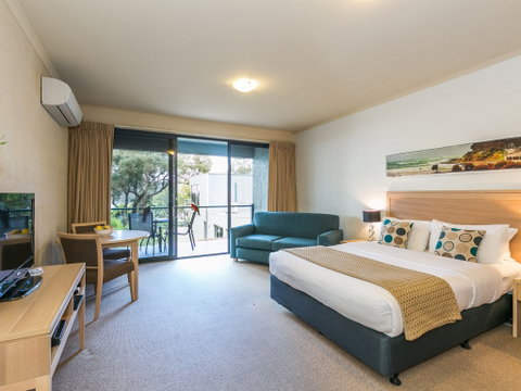 Chatby Lane Lorne - Accommodation Australia 0