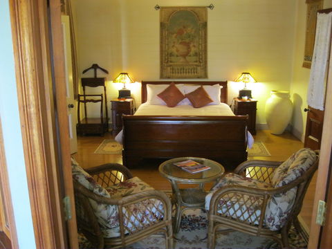Classique Bed And Breakfast - Local Tourism 0