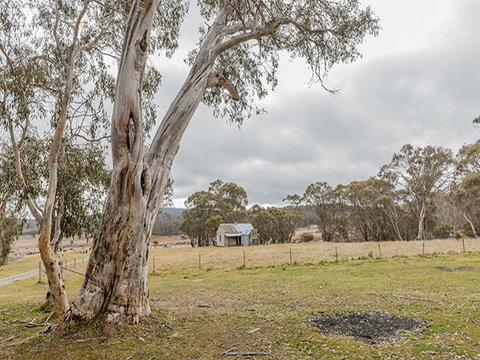 Cooinbil Hut Campground - Accommodation Australia 2