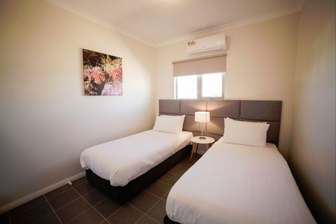 Exmouth Escape Resort - Local Tourism 1