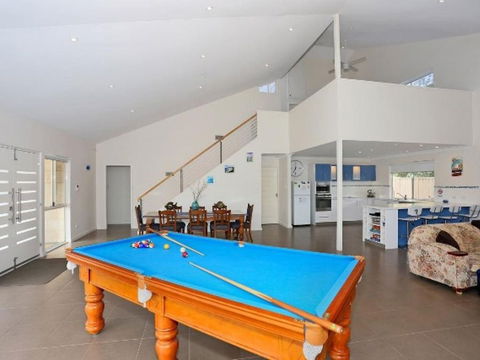 Falcon By The Bay - Accommodation Australia 0