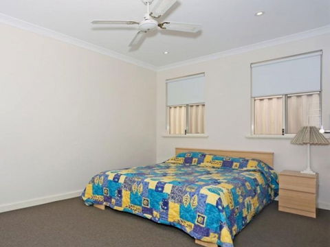 Falcon By The Bay - Accommodation Australia 2
