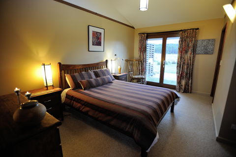 Forest Walks Lodge - Eco-Accommodation - Local Tourism 2
