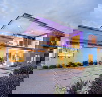 Fragrant Harbour - Accommodation Australia