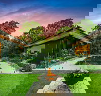 Friday Sabai - Accommodation Australia