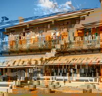 Hosies - Accommodation Australia