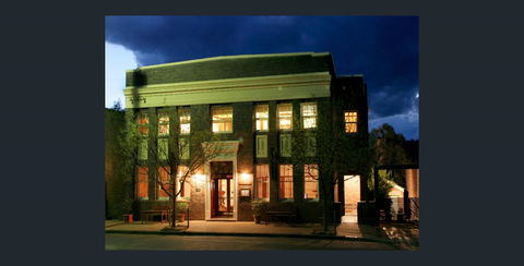 Jenkins Steet Guesthouse - Local Tourism 0