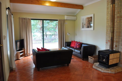 Karri Valley Chalets - Local Tourism 1
