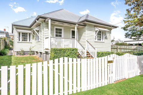 Keeler Cottage - Accommodation Australia 1