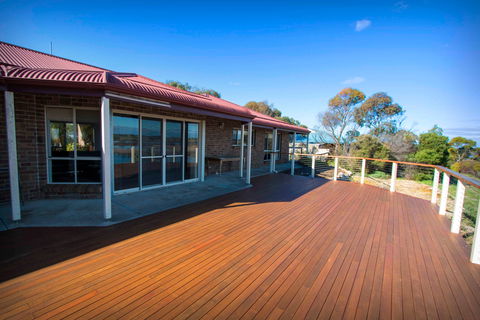 Limestone Ridge - Holiday House - Accommodation Australia 0