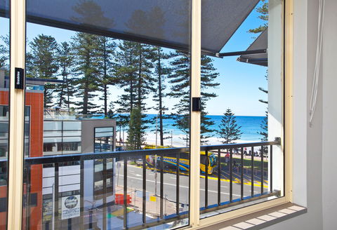 Manly Paradise Beachfront Motel And Apartments - Local Tourism 1
