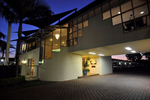 McNevins Maryborough Motel - Australia Shopping 0