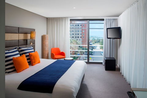 Novotel Newcastle Beach - Australia Shopping 0