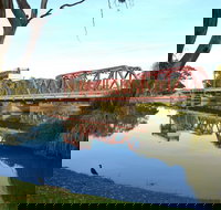 Riverbend Caravan Park - Bed n Breakfasts