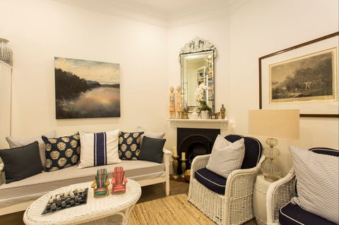Stylish Interiors In The Bay - Accommodation Australia 1