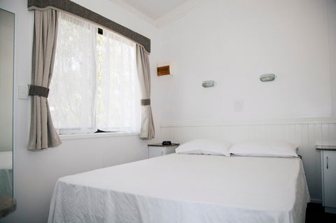 Swan Bay Holiday Park - Local Tourism 1