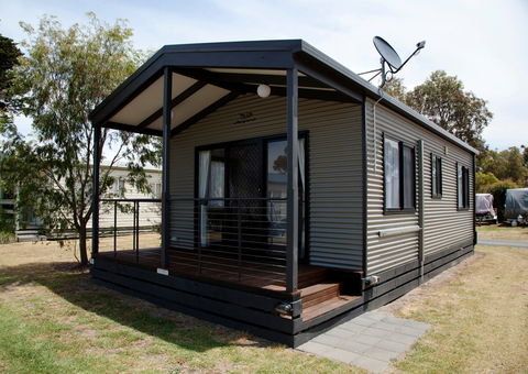 Swan Bay Holiday Park - Local Tourism 2