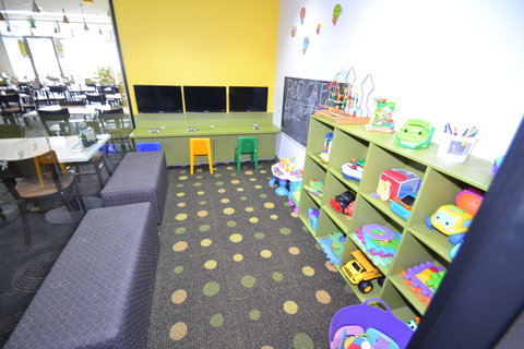 The Oaks Hotel Motel - Accommodation Australia 2