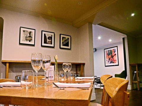 The Waverley International Hotel - Accommodation Australia 2