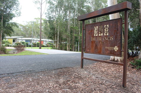 The Francis Retreat - Bonny Hills - Accommodation Australia 0