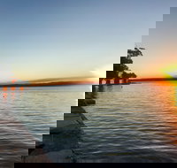 Tommy's Lakehouse - Accommodation Australia