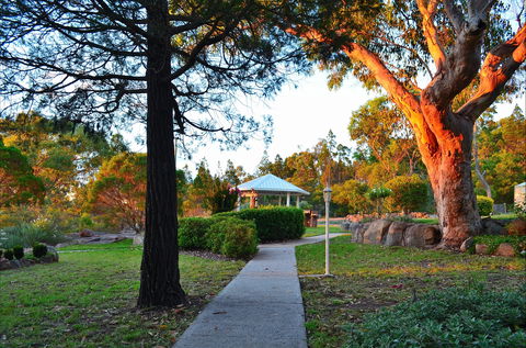 31 The Rocks - Local Tourism 2