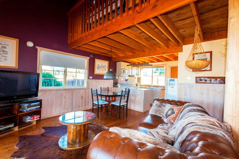 Aarlaur 1 - Local Tourism 1