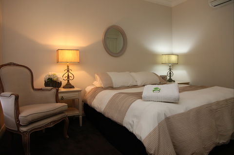 Apartments On-The-Park: Prince - Local Tourism 1
