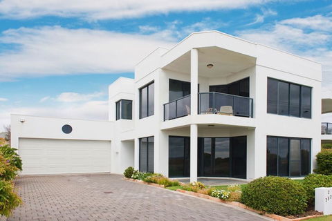 Bayside Beauty - Accommodation Australia 0